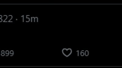 프로야구 개막전을 보고 있던 롯데팬 이창섭 기자 반응